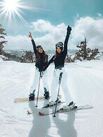 Valdez Lodge