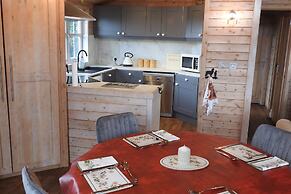 Valley Views - Alpacas - Sleeps 4 - Parking - Pets