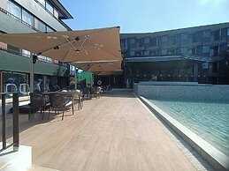 Wyndham Garden Samui Wing