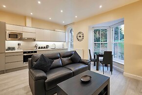 Host Stay Ross View First Floor Apartment