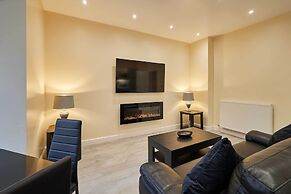 Host Stay Ross View First Floor Apartment