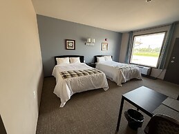 Moosehorn Motor Hotel