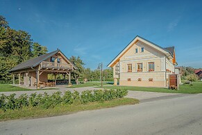 Vila Trate Apartments