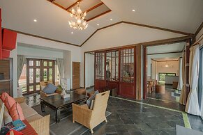Golden Horizon Villa