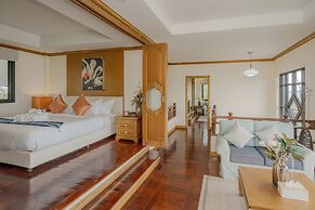 Golden Horizon Villa