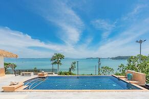 Golden Horizon Villa