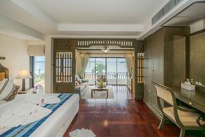 Golden Horizon Villa
