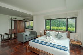 Golden Horizon Villa