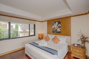 Golden Horizon Villa