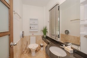 Golden Horizon Villa