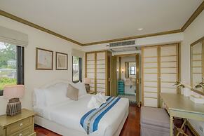 Golden Horizon Villa