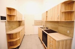 Lovely Bedroom Apt Near Augarten