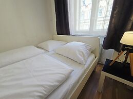 Modern 3BR Apartment Near Stadthalle