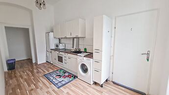 Modern 3BR Apartment Near Stadthalle