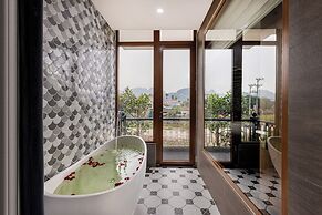 Lasol Tam Coc Hotel