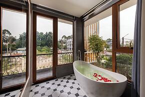 Lasol Tam Coc Hotel