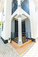 Tadre House's
