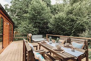 Herons Lake Retreat