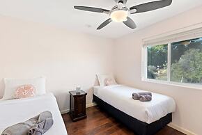 Spacious Single Level Home In Poway