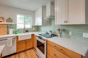 2 Mi to Dtwn: Gorgeous Gilbert Gem w/ Private Yard