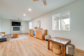2 Mi to Dtwn: Gorgeous Gilbert Gem w/ Private Yard