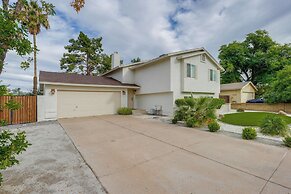 2 Mi to Dtwn: Gorgeous Gilbert Gem w/ Private Yard