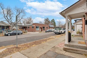 Walk to Eats! Berkeley Haven w/ Pet-friendly Yard