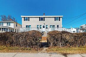 Dog-friendly 5BR Beach Retreat w/ Large Deck