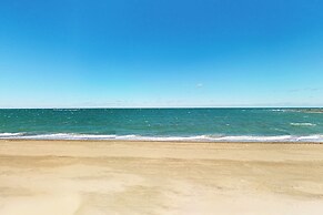 Dog-friendly 5BR Beach Retreat w/ Large Deck