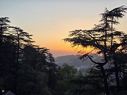 Sapphire B&B Near Mall Road Shimla
