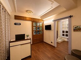 Sapphire B&B Near Mall Road Shimla