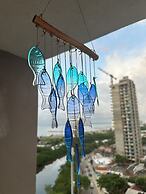 Modern Apt Near Beach & Center -Sunset47