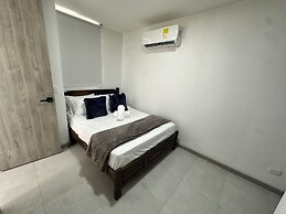 Modern Apt Near Beach & Center -Sunset47