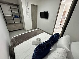 Modern Apt Near Beach & Center -Sunset47