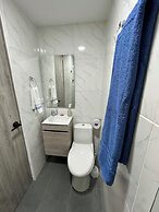 Modern Apt Near Beach & Center -Sunset47