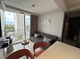 Modern Apt Near Beach & Center -Sunset47