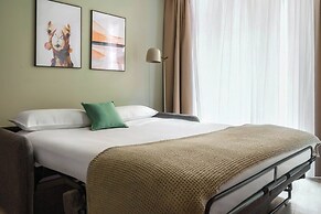 Limehome Athens Geraniou