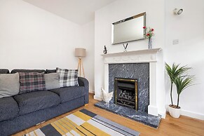 Charming City Apartment on Royal Mile