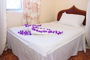 Haveton Hotel and Apartments