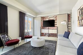 Lark Hotels 907 Main