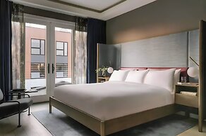 Lark Hotels 907 Main