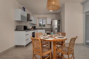 Villas Residences by Playa Caracol Resorts