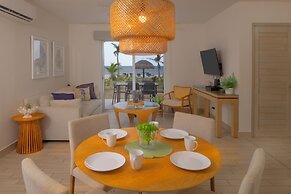 Villas Residences by Playa Caracol Resorts