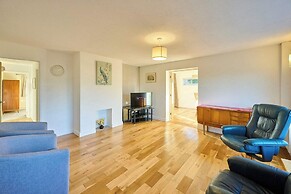 Host Stay Willow Way