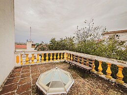 Very Typical - Alojamento Local