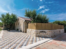 Holiday House Luka