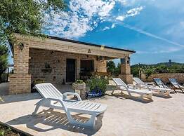 Holiday House Luka