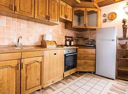 Holiday House Luka