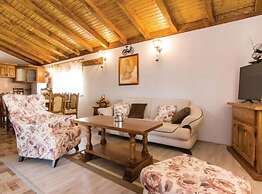 Holiday House Luka
