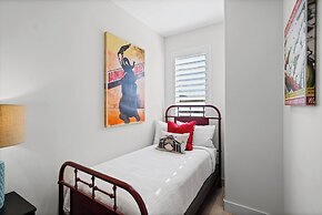 The Show House - Retreat for 10